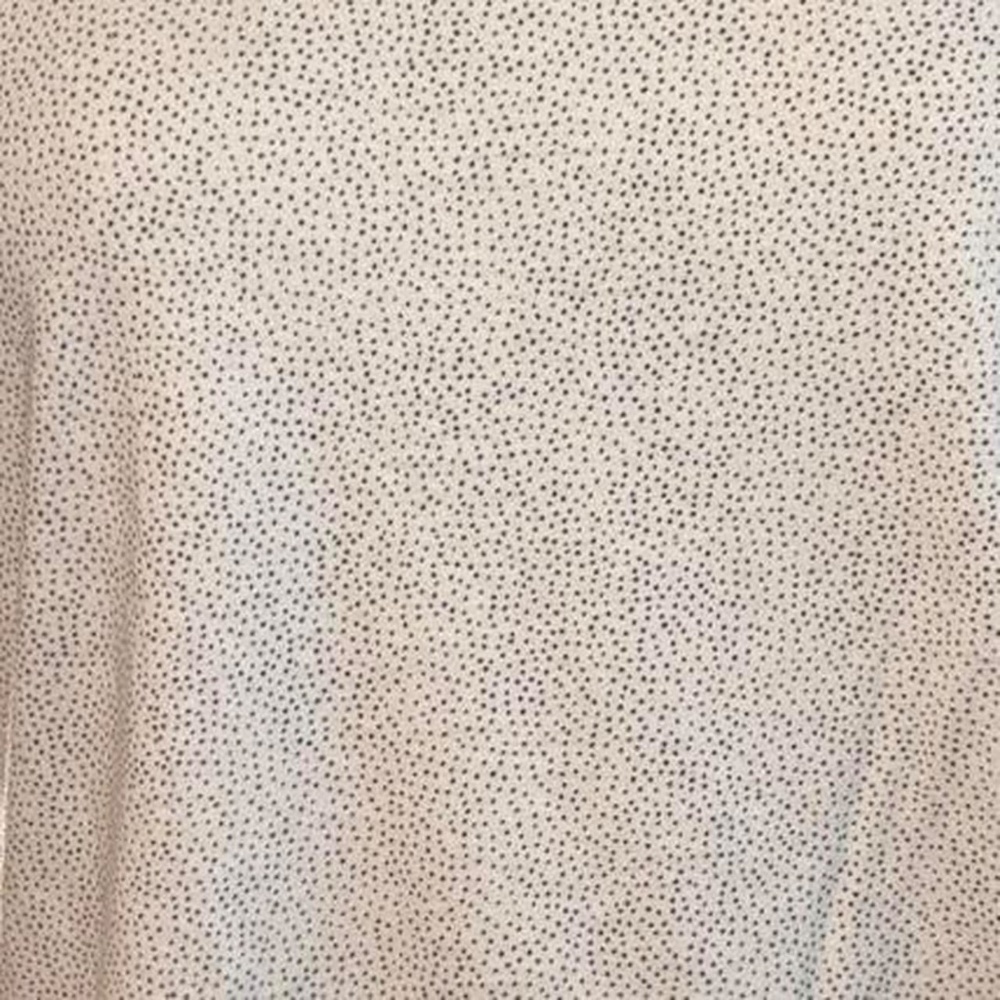 White H&M basic tee - Picture 2 of 4